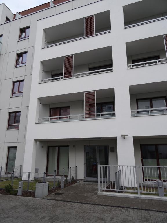 Apartamenty Metro Mlociny وارسو الغرفة الصورة